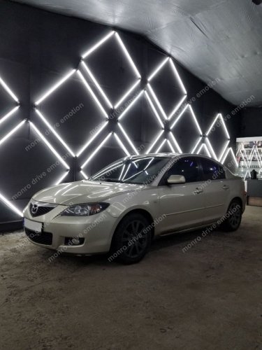 Установка парктроника Mazda 3