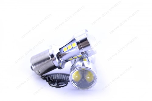Двухконтактная светодиодная лампочка P21 18SMD (2шт)