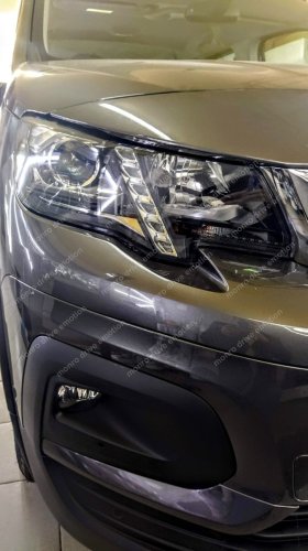 Встановлення Led ламп в Peugeot Rifter 2019 р